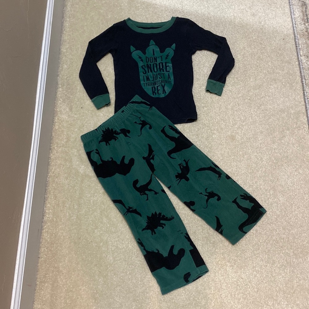4T - BOYS DINO PJ SET❤️🦖